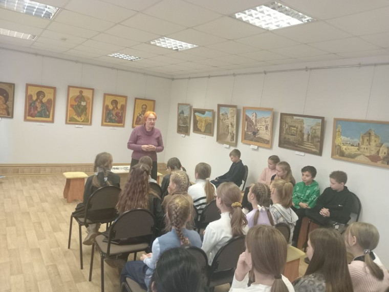 Экскурсия в картинную галерею.